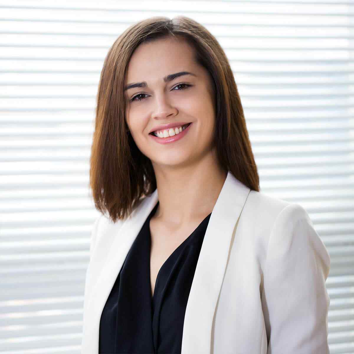 https://mhitrading.com/wp-content/uploads/2018/01/img-team-member-02.jpg
